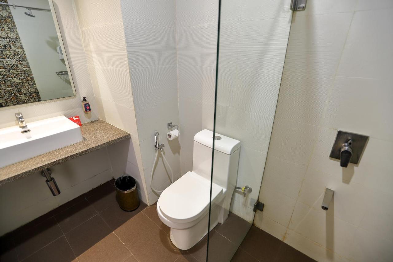Zip By Spree Hotels Hyde Goa Кандолим Экстерьер фото